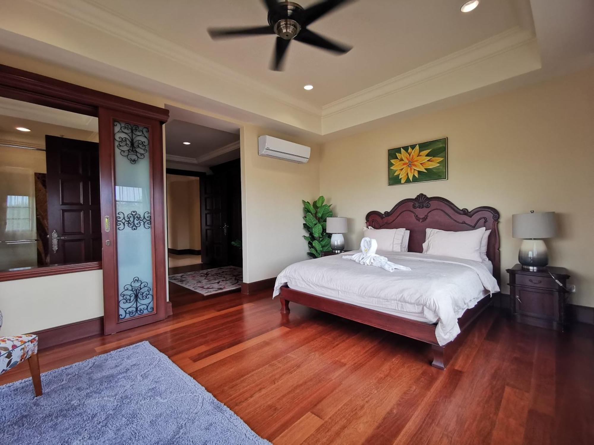 Casa Del Rio Residences Malacca Bagian luar foto